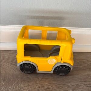 Little people Toy Bus